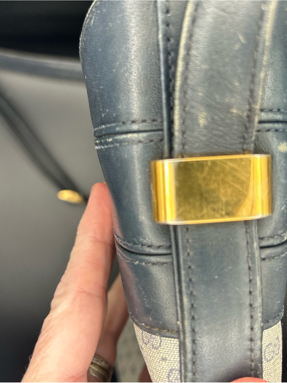 ✨ Vintage Gucci Navy GG Monogram Shoulder Bag / Crossbody ✨ - Picture 9 of 16